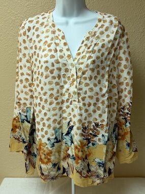4/$20 Mainstream Boutique Women's Cream Floral Border Blouse